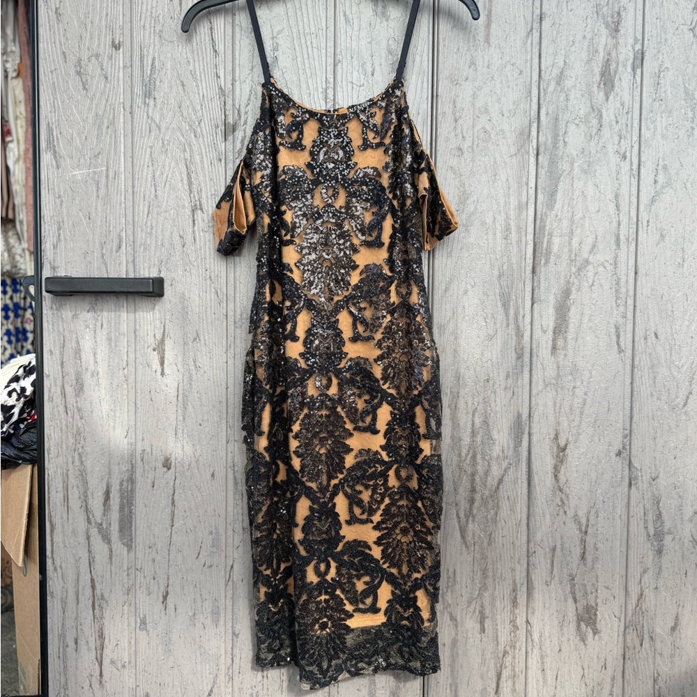 VENUS Black and Gold Midi Dress